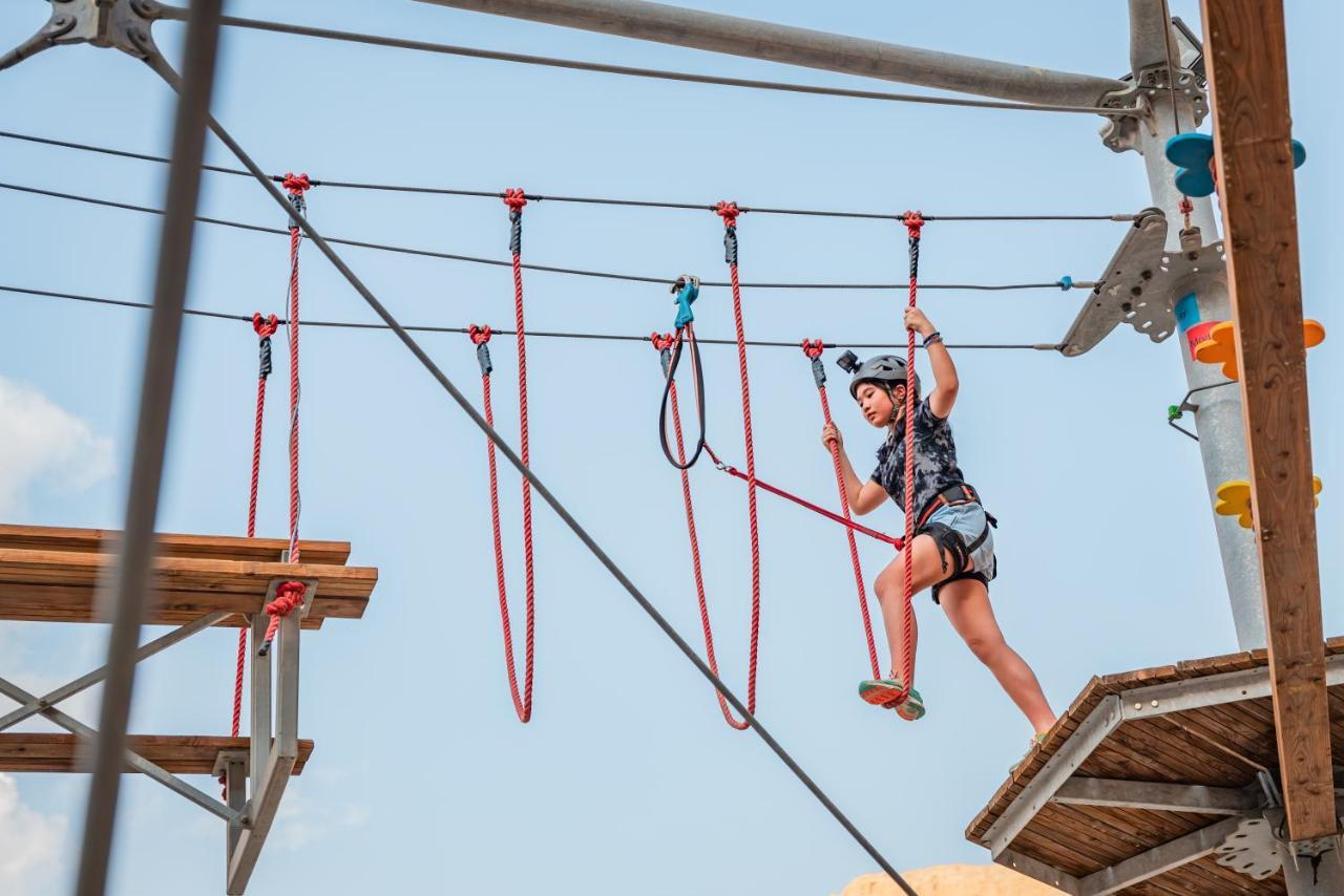 Bear Grylls Explorers Camp Hotel Ras al-Khaimah Exterior photo