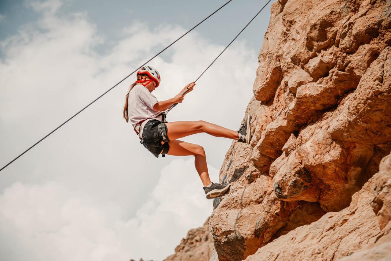 Bear Grylls Explorers Camp Hotel Ras al-Khaimah Exterior photo